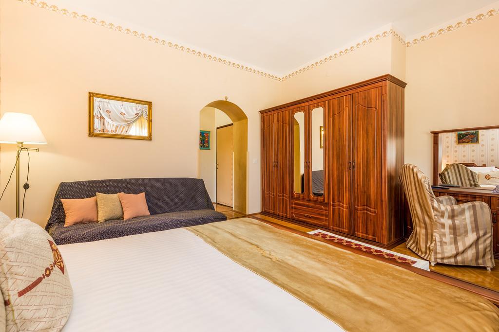Villas Arbia - Margita Beach Hotel Banjol エクステリア 写真