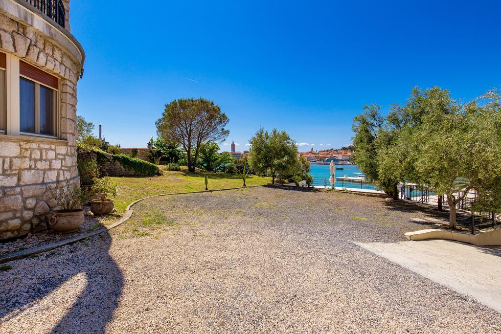 Villas Arbia - Margita Beach Hotel Banjol エクステリア 写真
